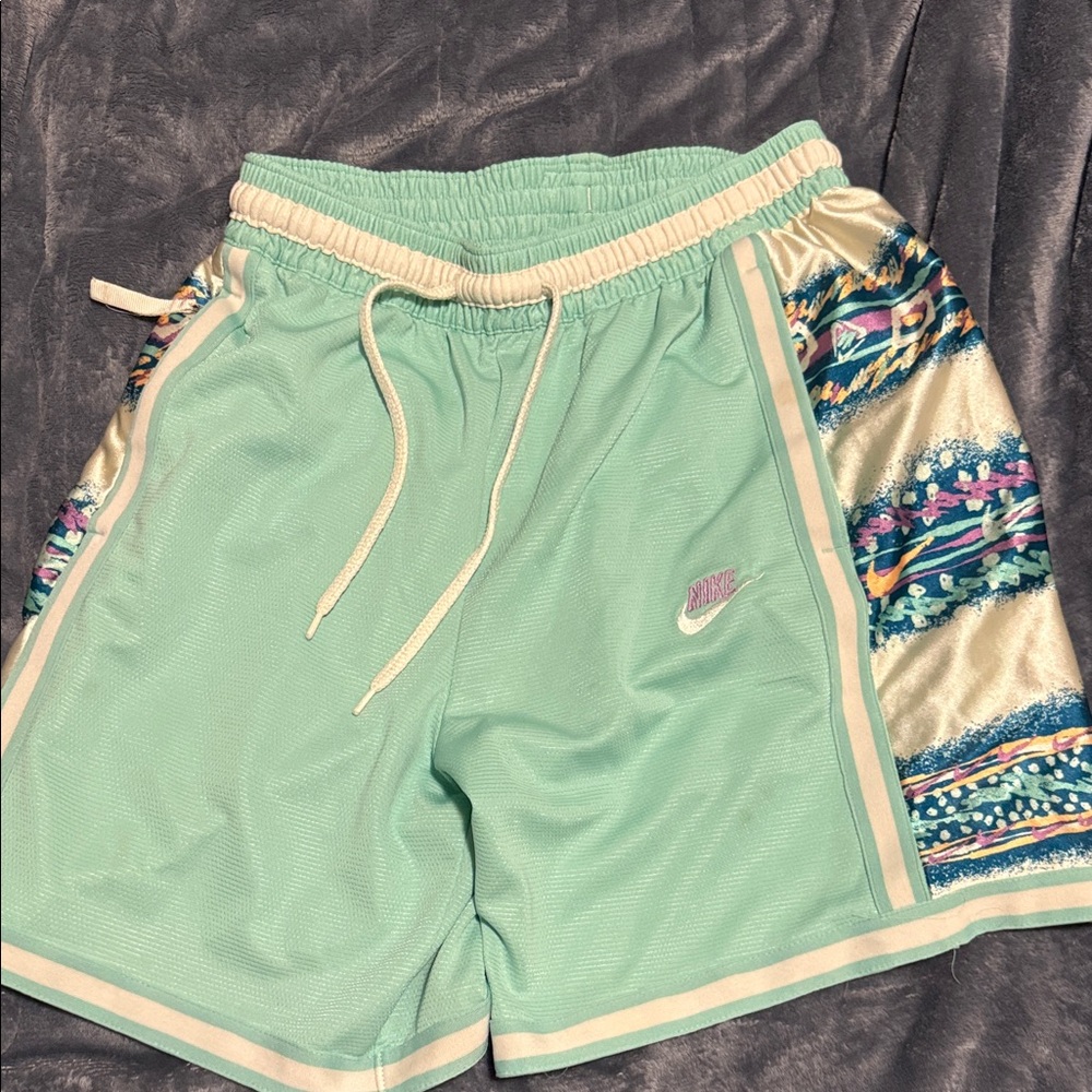 Nike Teal and Cream Men's Athletic Shorts
